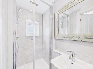 Photo 17- click for photo gallery